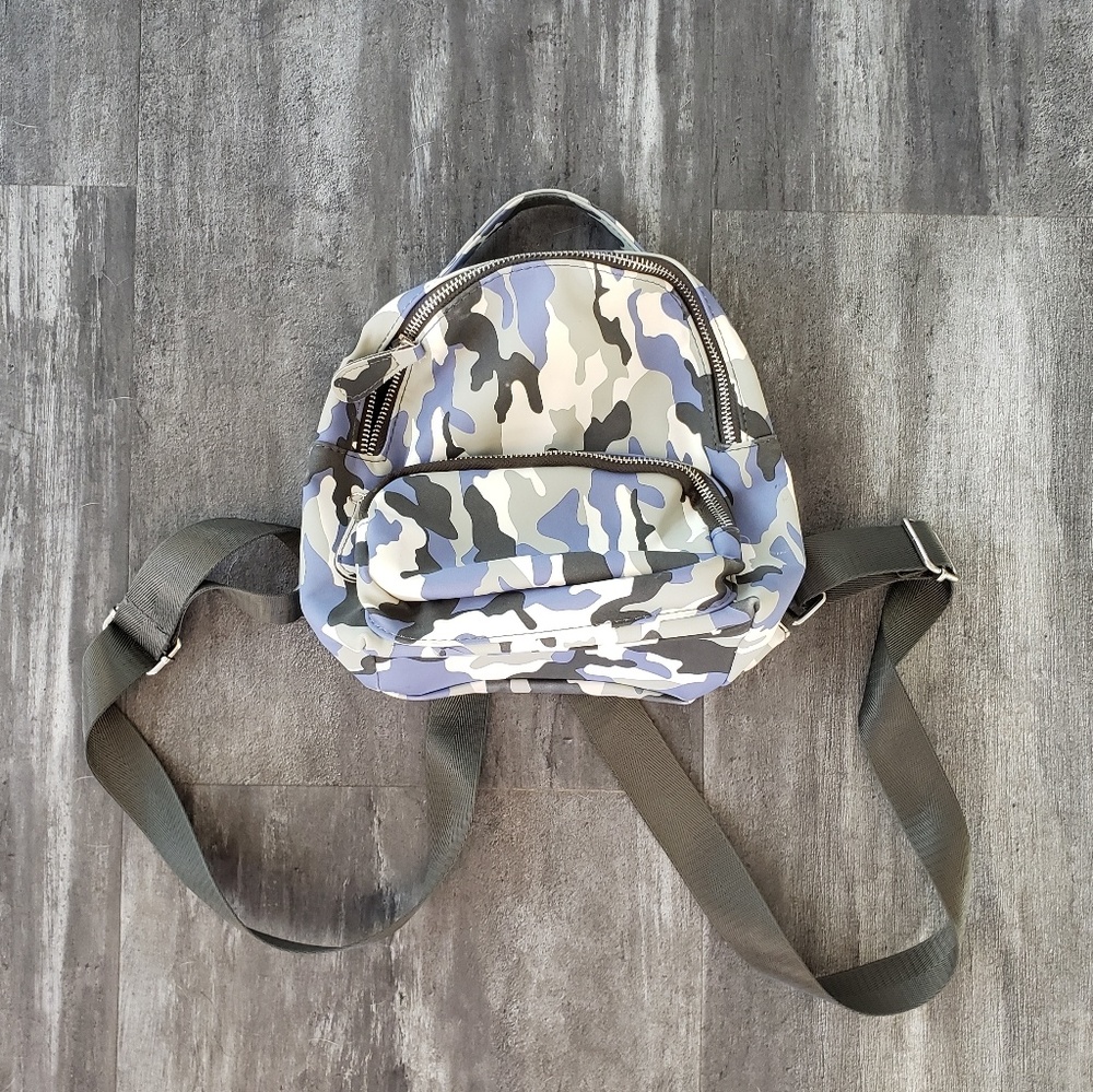 Blue Camo PrettyLittleThing Mini Backpack - Picture 3 of 4